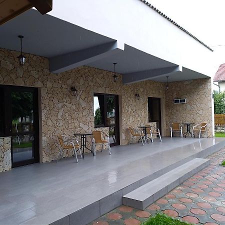 Casa Roka Apartman Ieşelniţa Kültér fotó